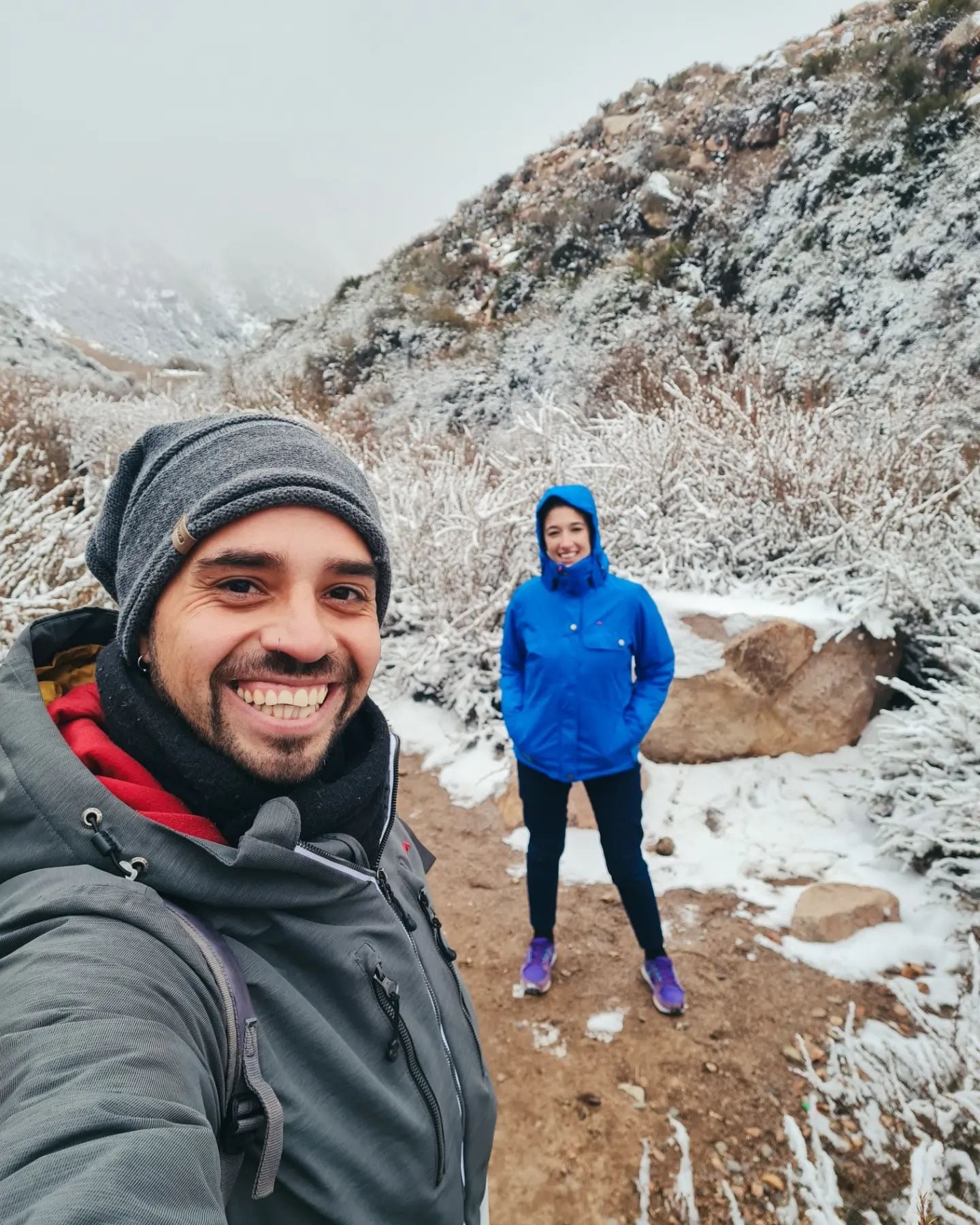 Disfrutando de la nieve en el Manzano Histórico, Tunuyán.