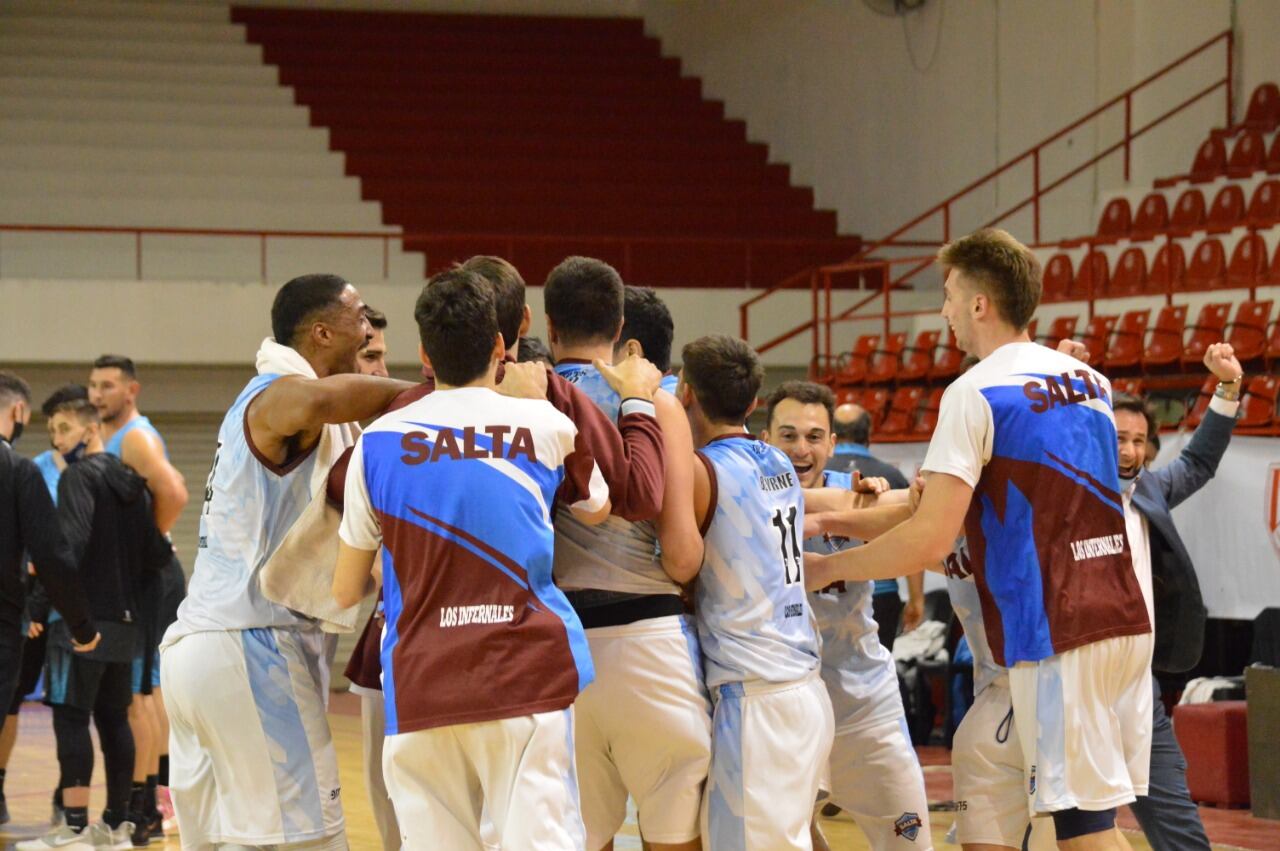 Echague de Paraná se despidió
de la Liga Argentina de Básquetbol.