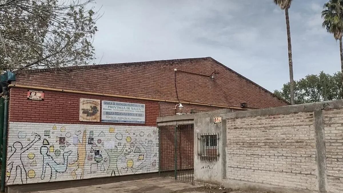 Una alumna se quemó parte del cuerpo en una clase de química y su familia denuncia a la escuela por abandono
