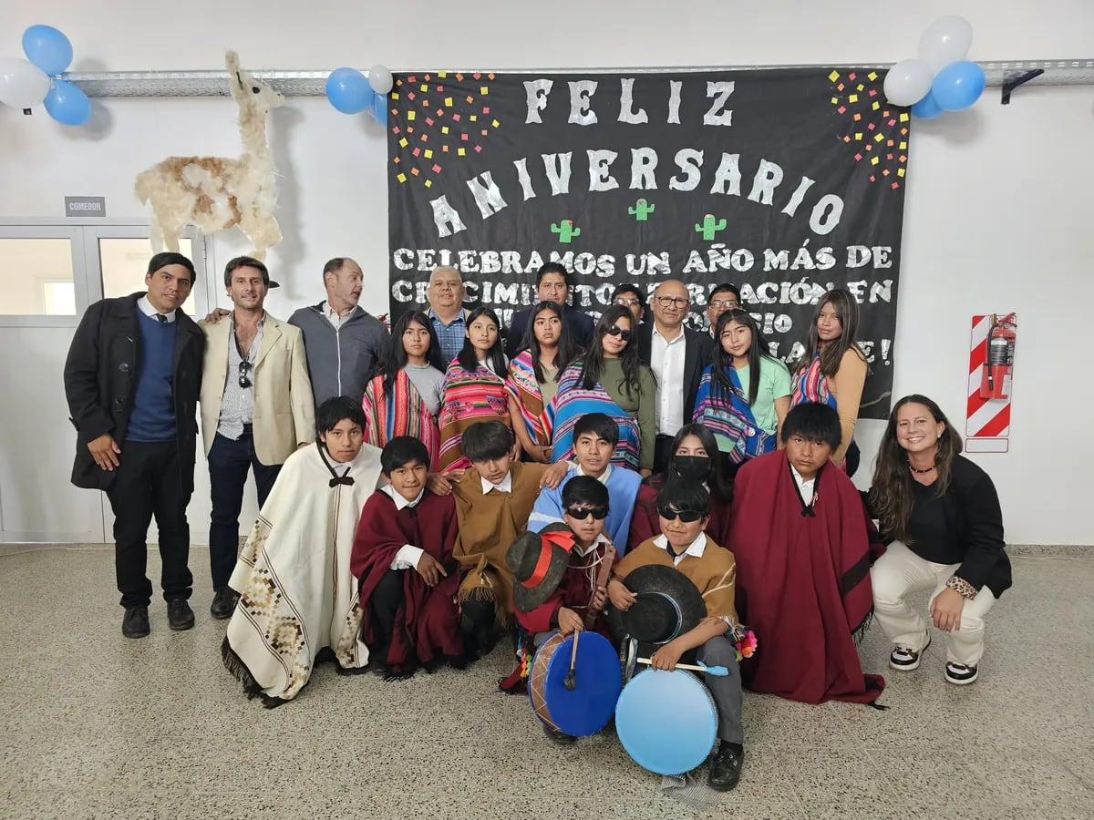 La comunidad educativa de la Escuela Secundaria Rural N° 3 celebró además el sexto aniversario de la creación de la institución.