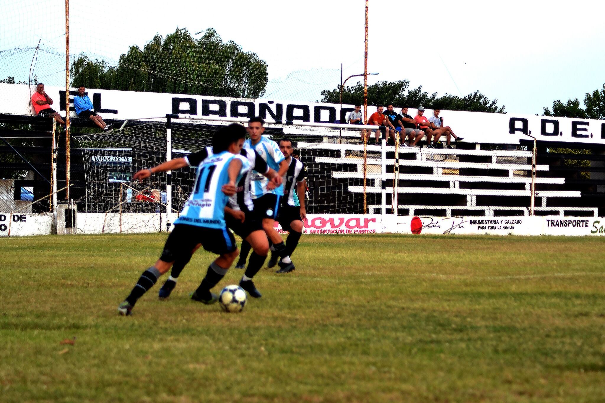 Asociación Deportiva El Arañado y 9 de Freyre