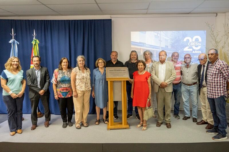 Cresta celebró sus 20 años con un homenaje y una placa conmemorativa