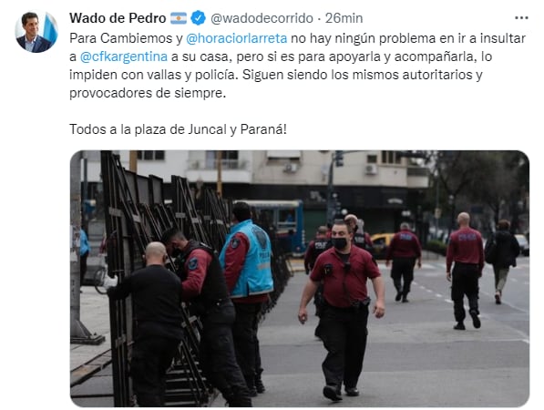 El repudio del kirchnerismo a las vallas fuera de la casa de Cristina Kirchner.