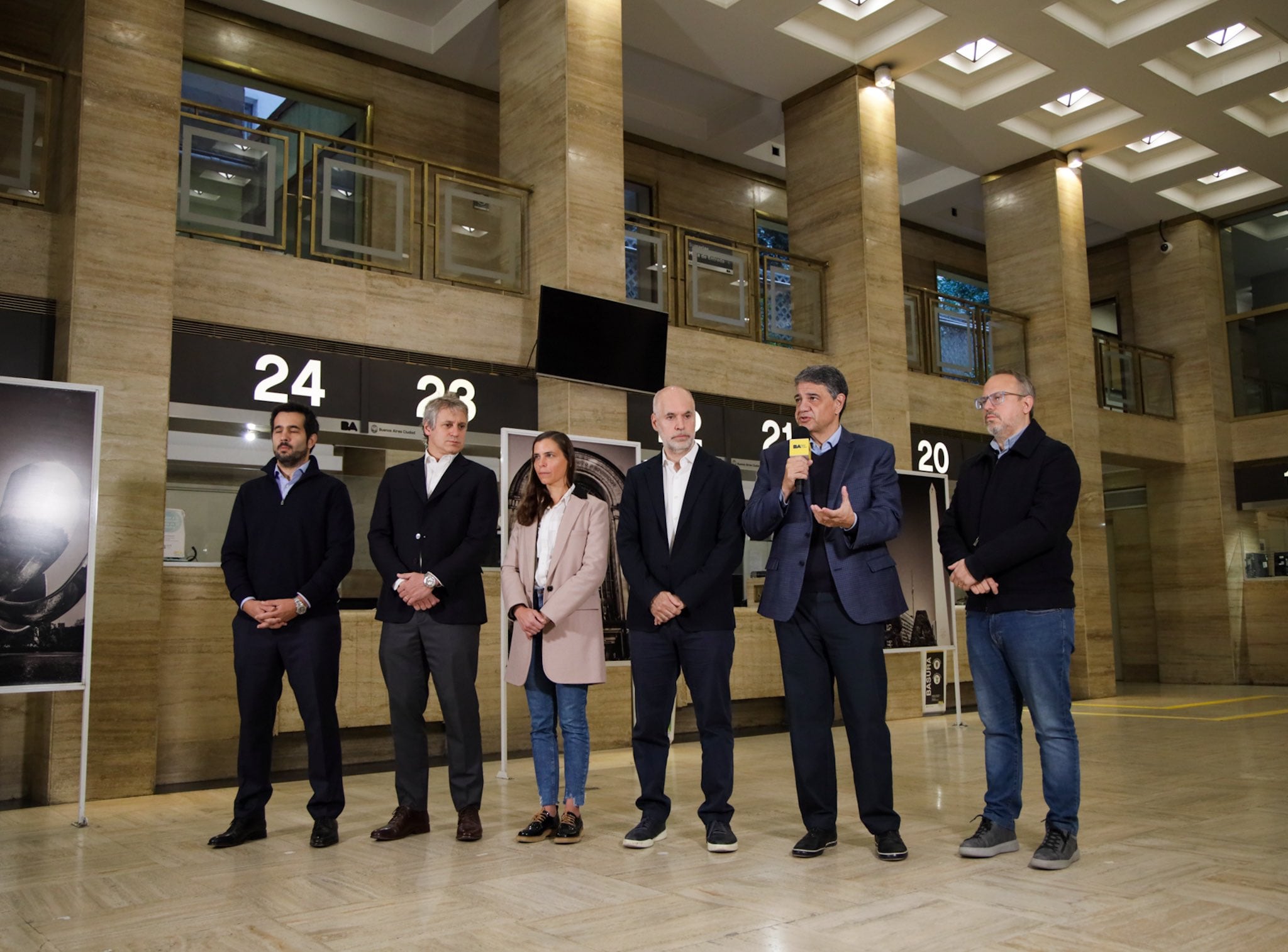 El jefe de Gobierno porteño, Horacio Rodríguez Larreta, compartió un acto con Jorge Macri, candidato a sucederlo en la Ciudad.