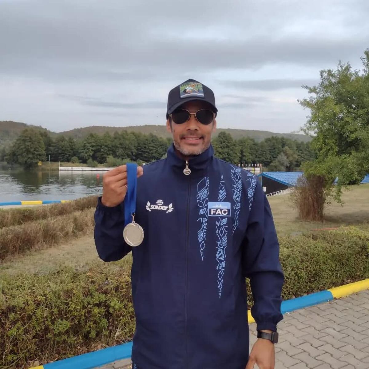 Roberto “tito” Palacios obtuvo medalla de plata en el Mundial de canotaje en Rumania