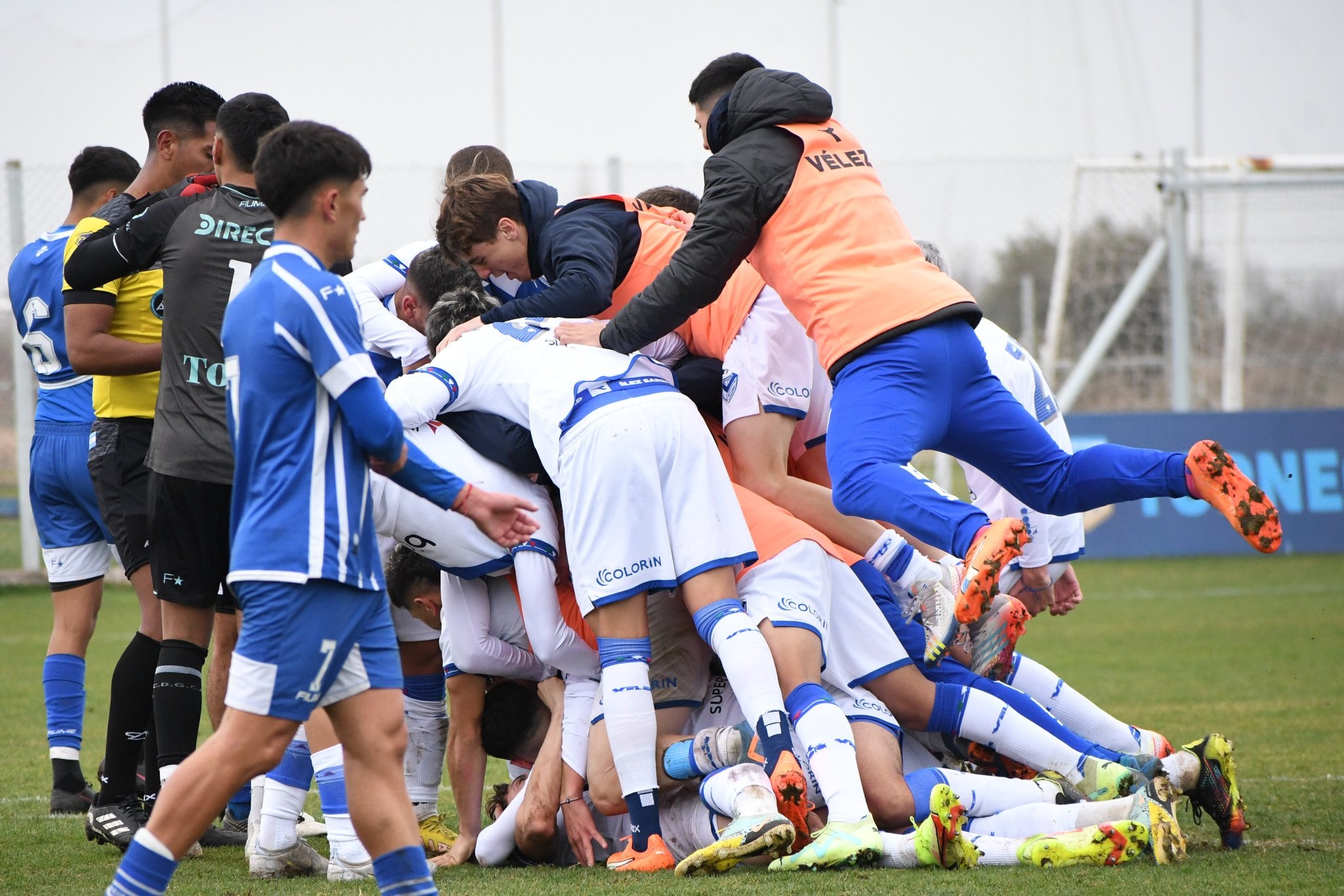 Vélez es el campeón del Torneo Proyección.