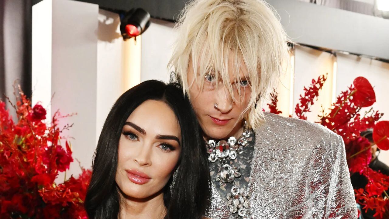 Megan Fox y Machine Gun Kelly, quiénes recientemente rompieron su compromiso. Se desconoce el estdo actual de la relación.