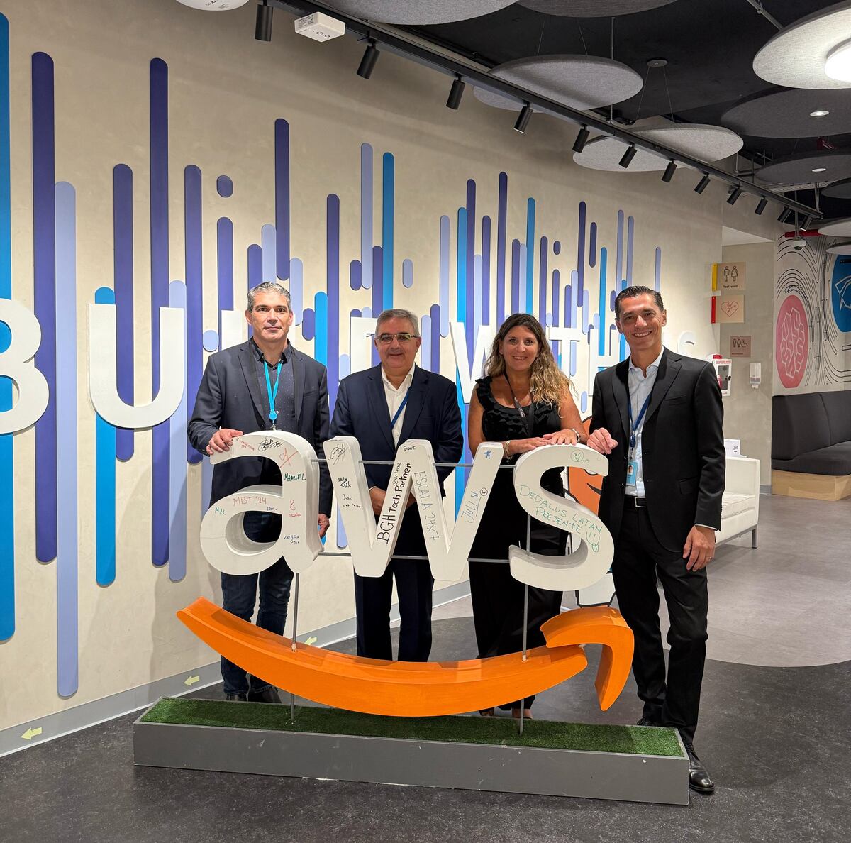 El Gobierno de Catamarca y Amazon Web Services impulsarán la digitalización y el empleo en la provincia