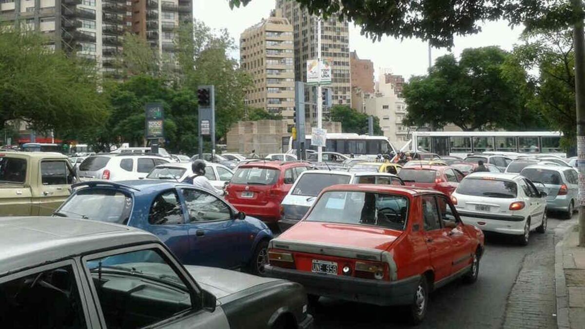 Córdoba violenta: limpiavidrios atacó e hirió a una mujer en la cabeza