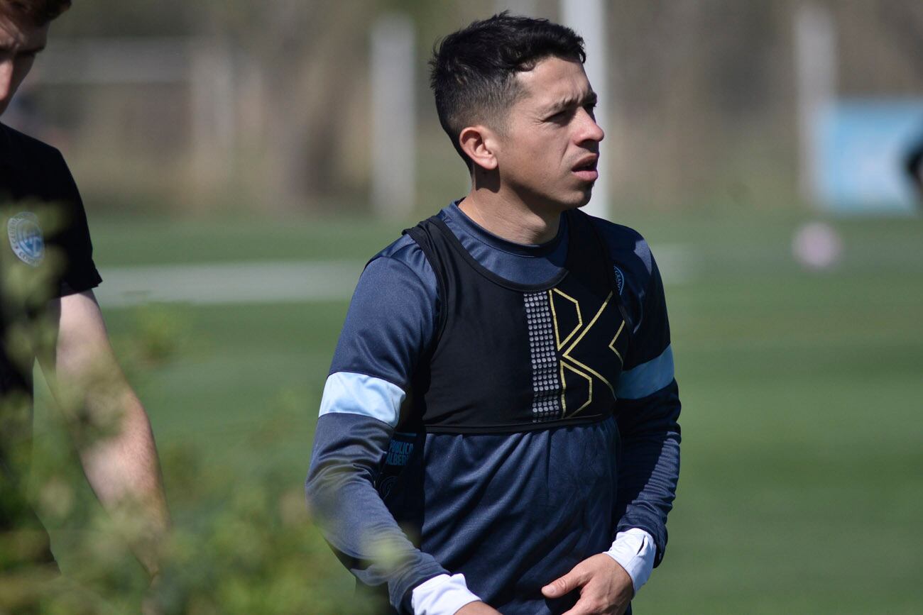 Miño. Entrenamiento de Belgrano en Villa Esquiú  Ramiro Pereyra