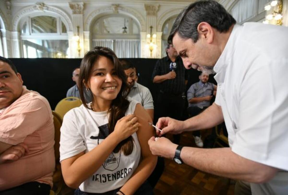 Ministros de Salud de todo el país ratifican la seguridad de las vacunas