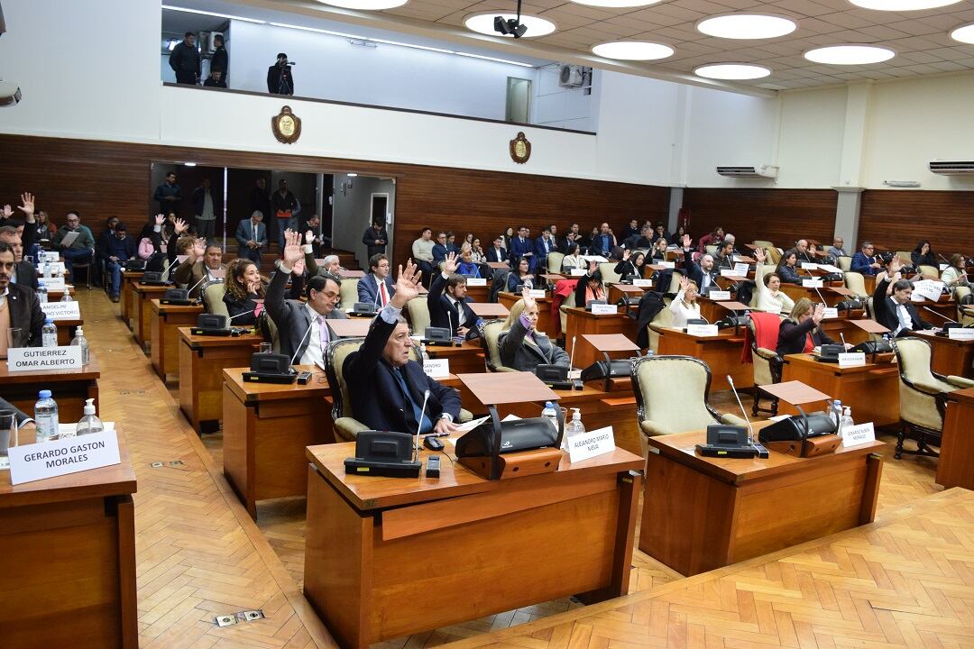 La reforma constitucional se consumó este viernes a la madrugada en Jujuy, cuando el pleno de la convención aprobó por unanimidad el texto actualizado.