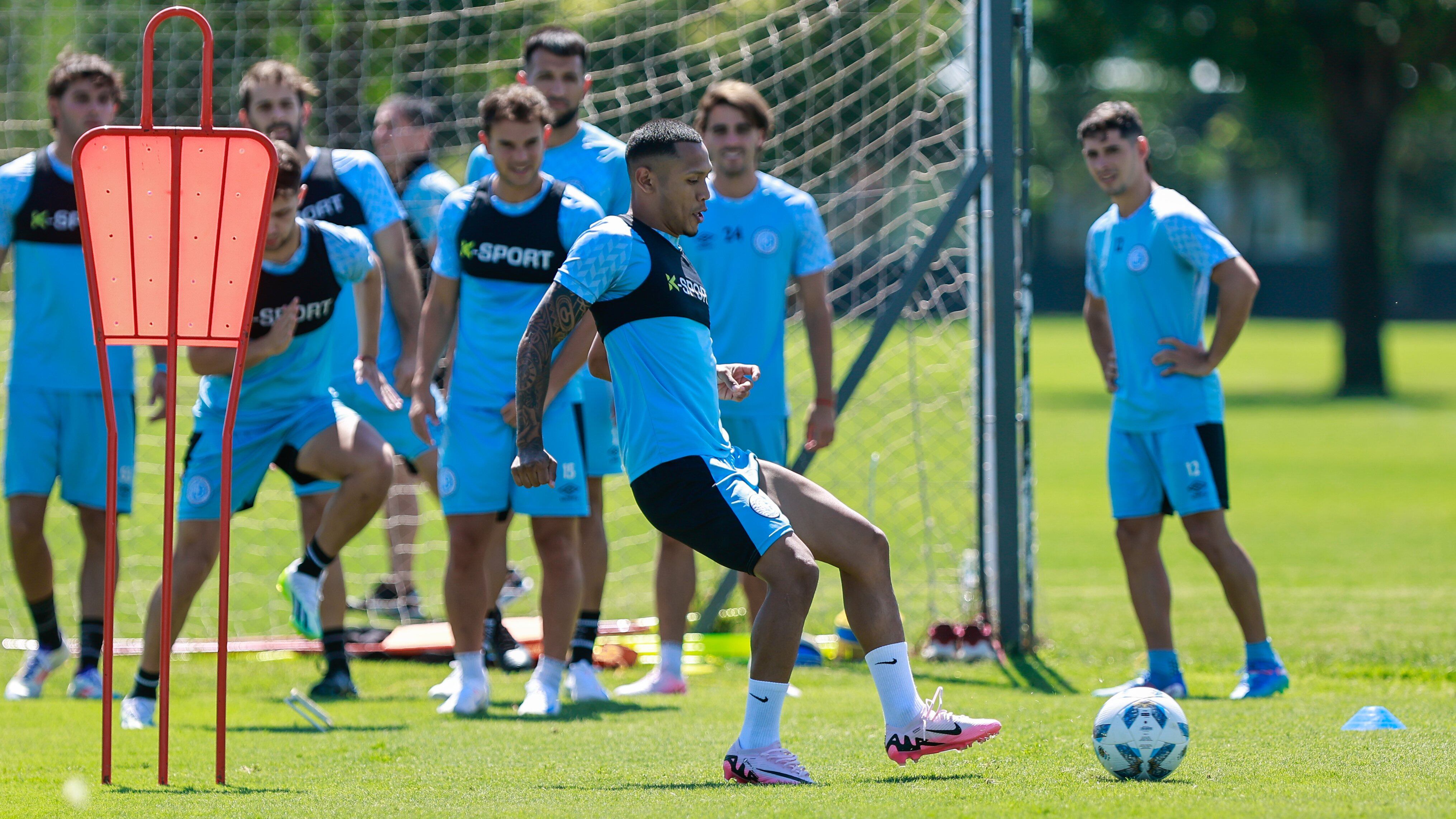 Belgrano comenzó los entrenamientos en Villa Esquiú (Belgrano)