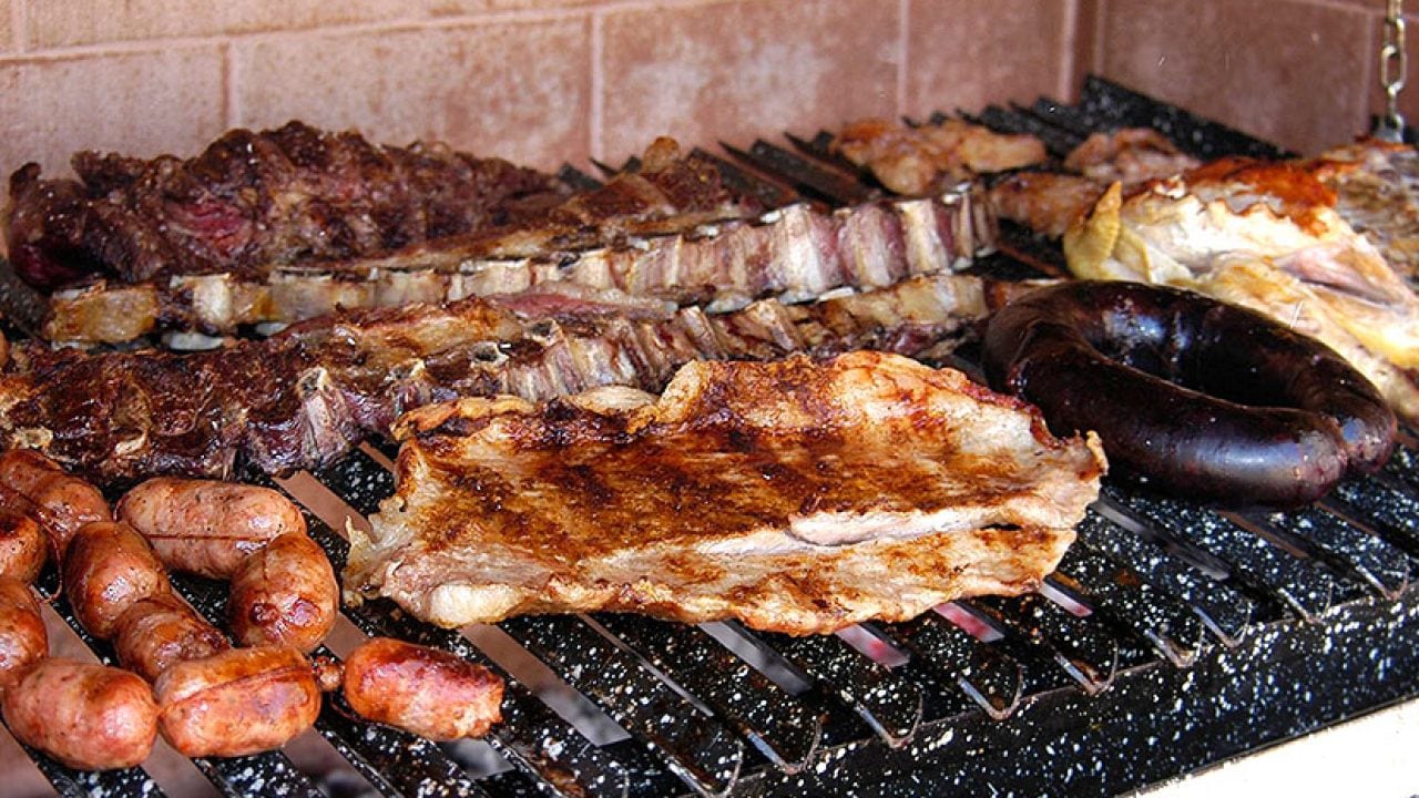 El asado es una de las opciones más convenientes para la cena de Navidad. (Javier Ferreyra)