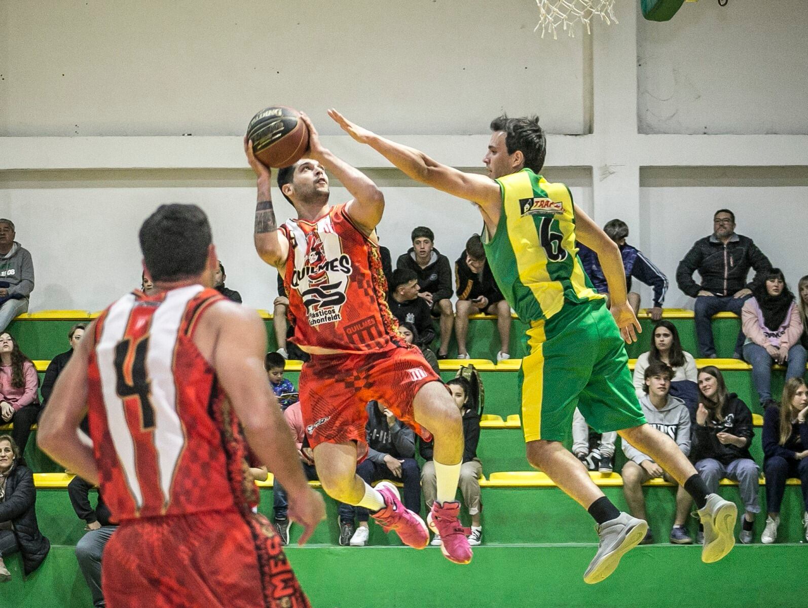 Torneo Oficial de Básquet de Tres Arroyos: triunfos de Quilmes, Blanco y Negro y Huracán