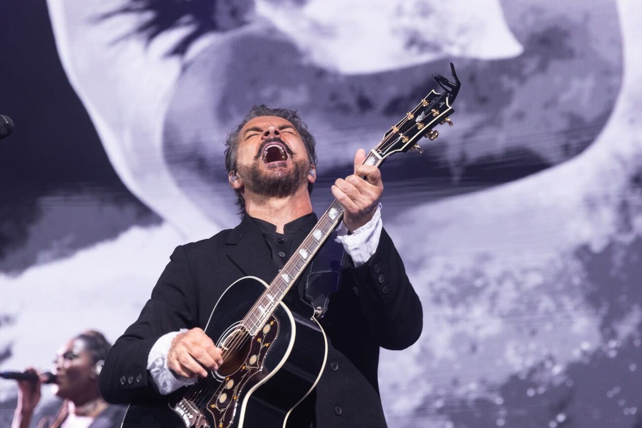 Ricardo Arjona, a viva voz durante su gira. (Fénix Entertainment)