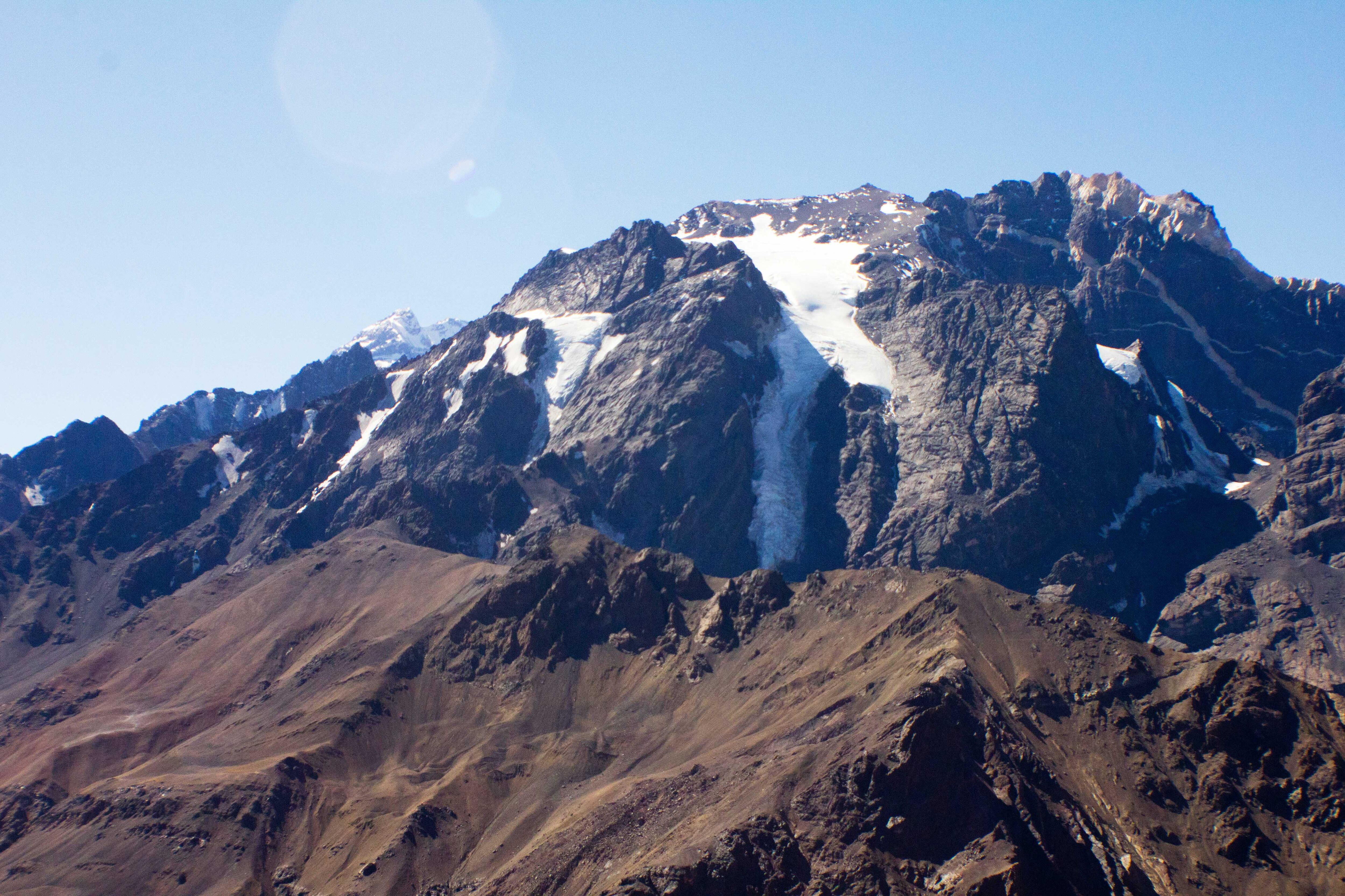 Parque Provincial Aconcagua, hacia una de las cimas más altas. (Foto: Inprotur)