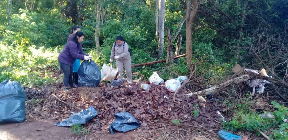 Continúan las tareas de “abordaje territorial ambiental” en barrios de Eldorado.