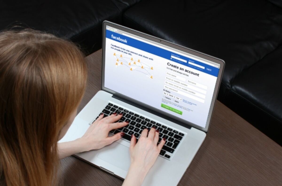 Acordaron la compra de un televisor a través de las redes y fueron asaltados