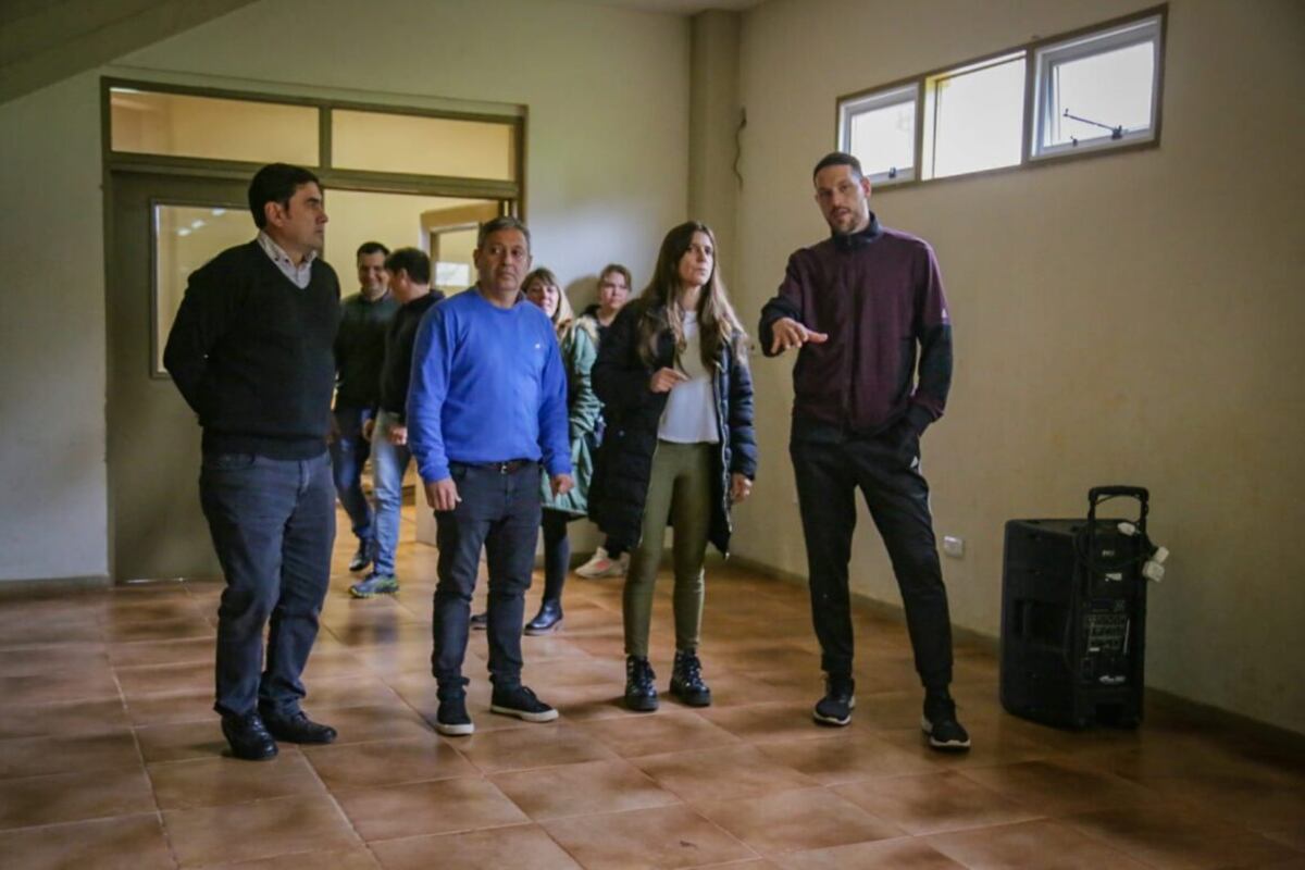 Continúan ejecutándose obras en el Polideportivo de Eldorado