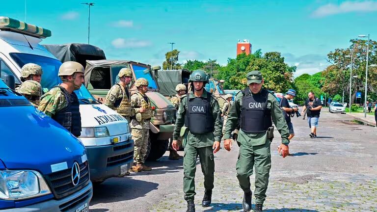 Amplio despliegue militar en Rosario