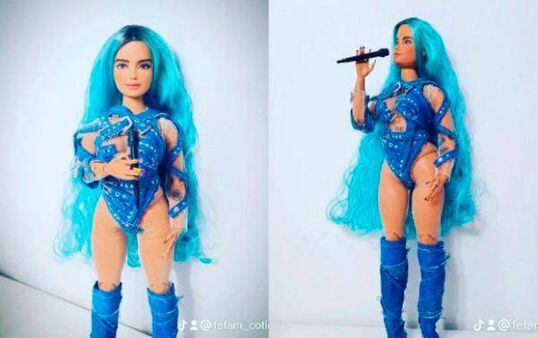 Una barbie inspirada en Karol G.