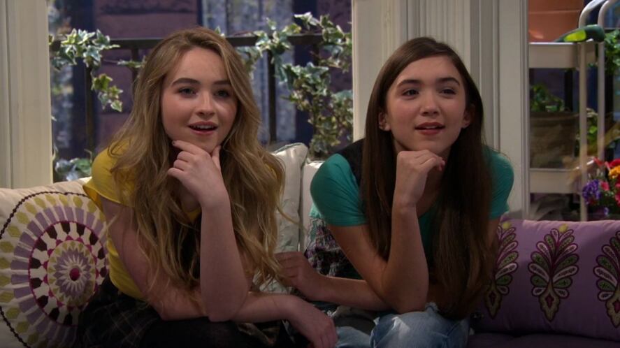 Sabrina Carpenter en la serie de Disney “Girl Meets World”, interpretando a “Maya Hart”