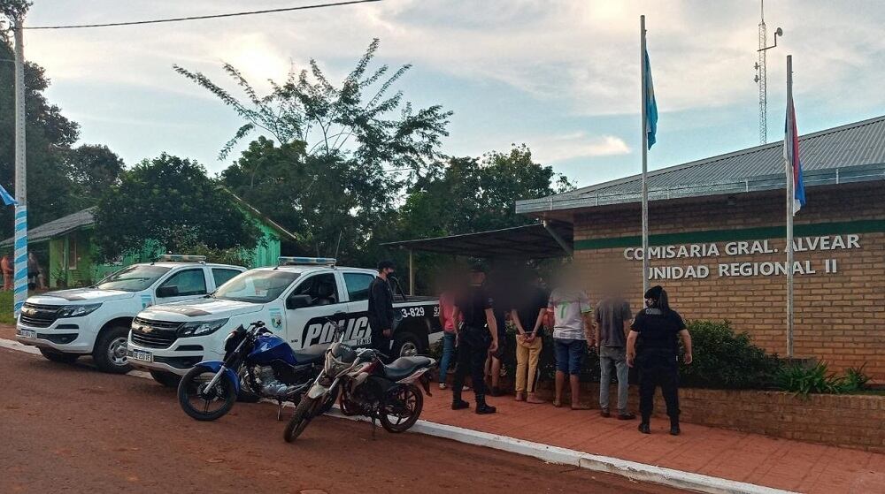 Robo de motocicletas terminó con cinco detenidos. Policía de Misiones