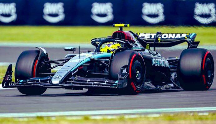 Tras dos años de sequía de triunfos, Hamilton volvió a la victoria; la número 104 de su historial en la F1.