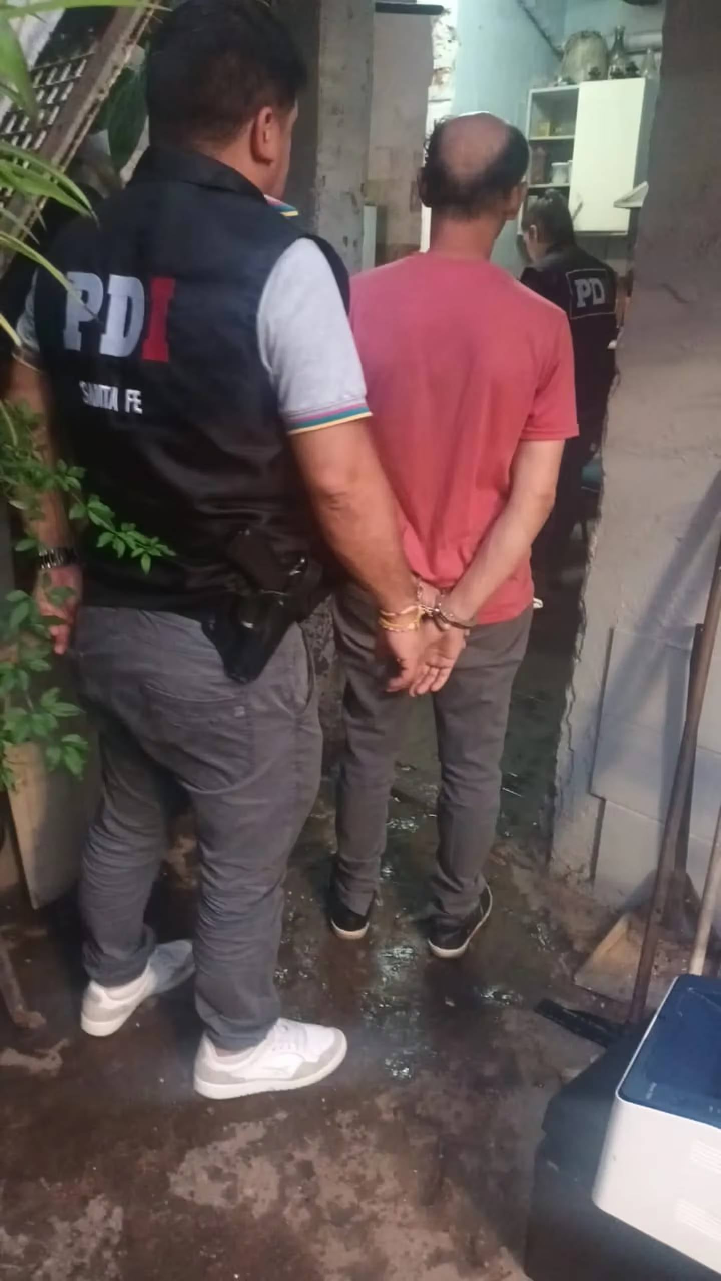 El sospechoso quedó bajo arresto en Crespo al 3100.