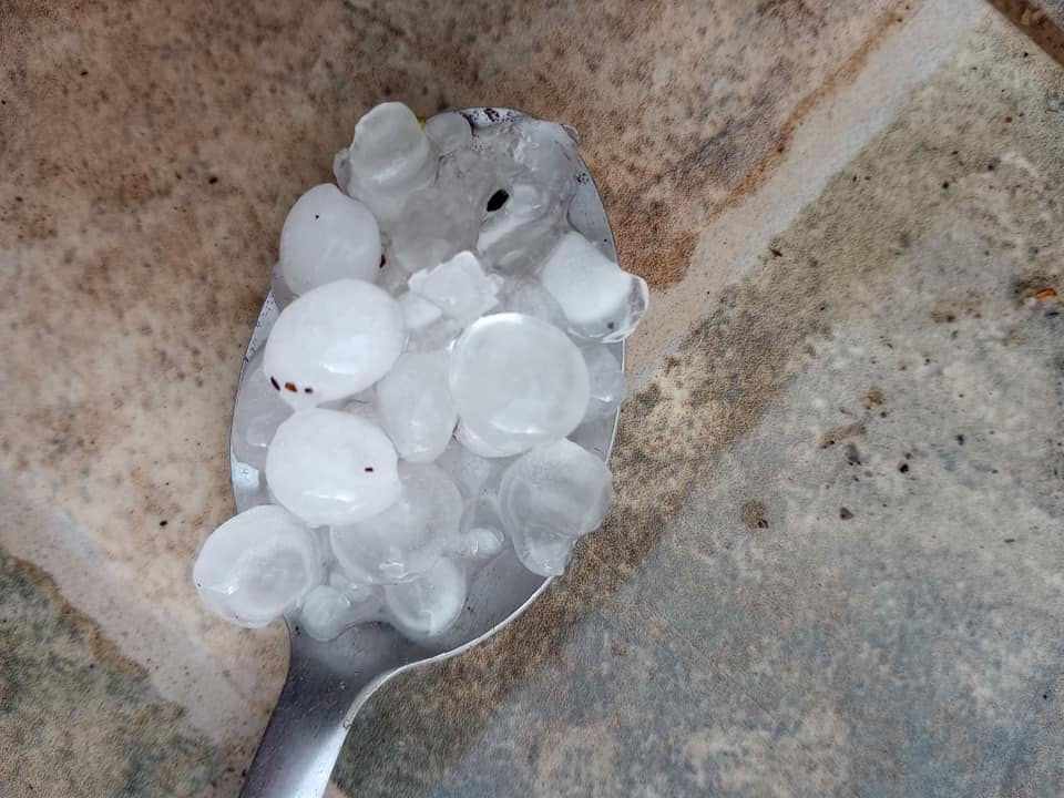 Sorpresiva tormenta en la localidad de Paravachasca.