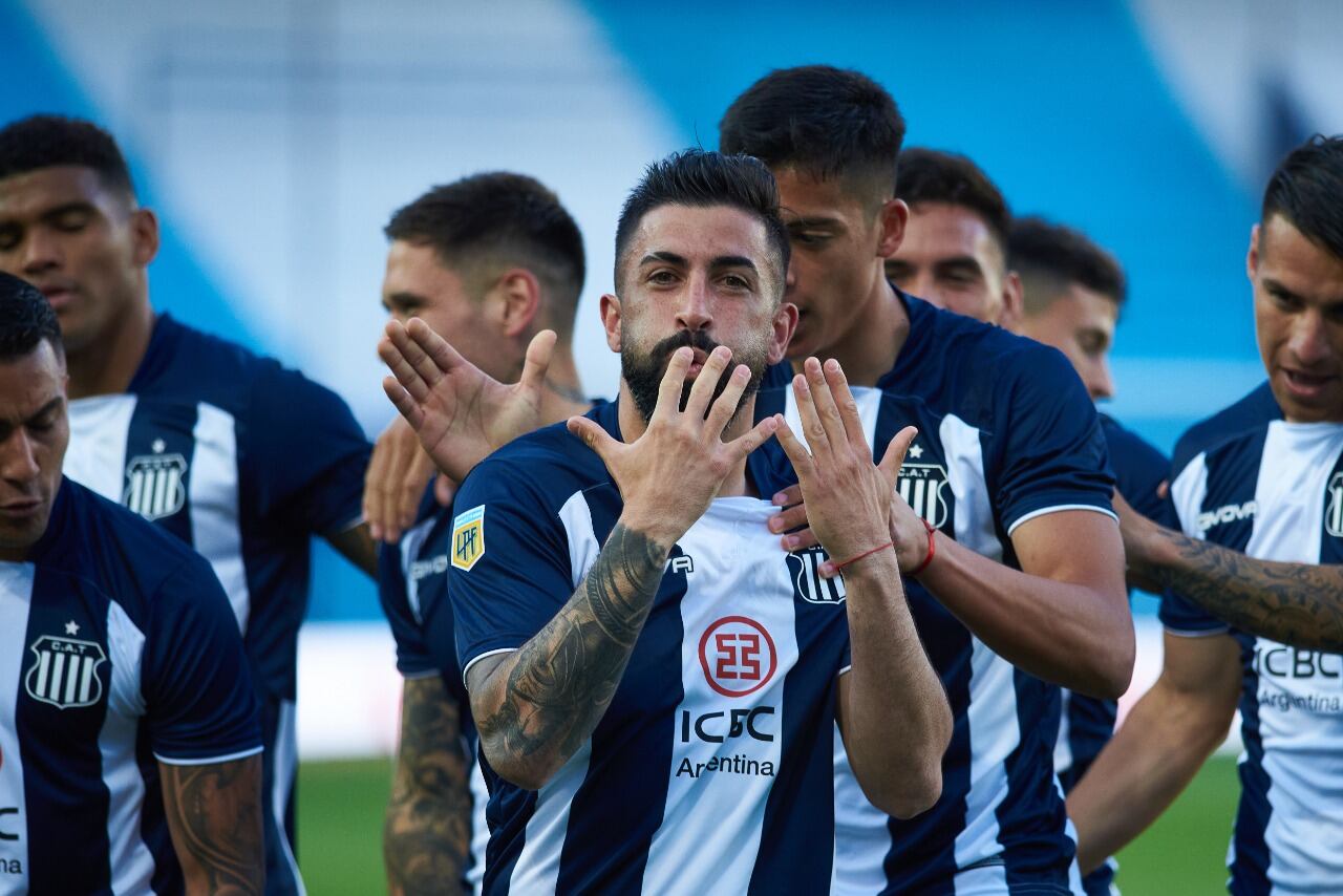 Talleres vence a Racing por 1-0 con un golazo de Michael Santos.