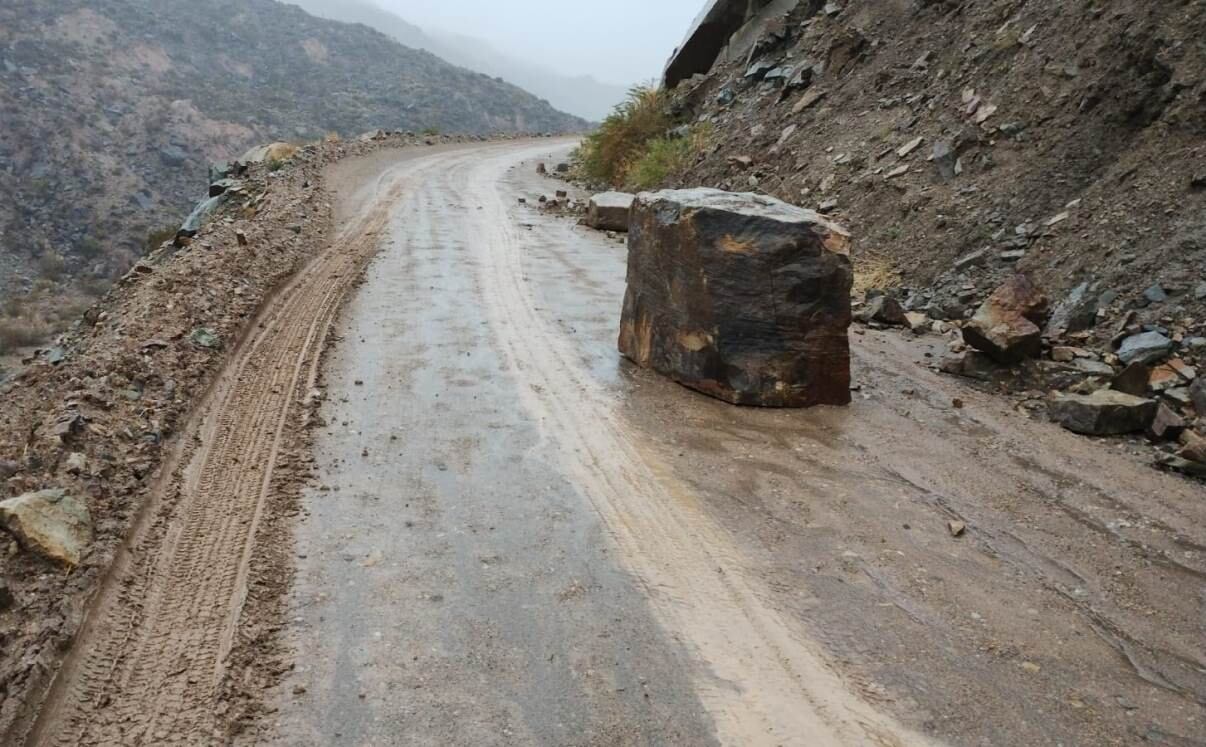 La ruta provincial 173, Cañón del Atuel, se encuentra intransitable.