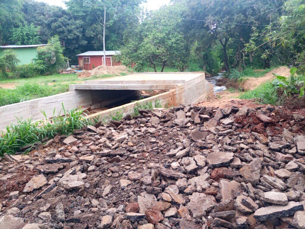 Avanzan las obras viales e hidráulicas en Puerto Iguazú.