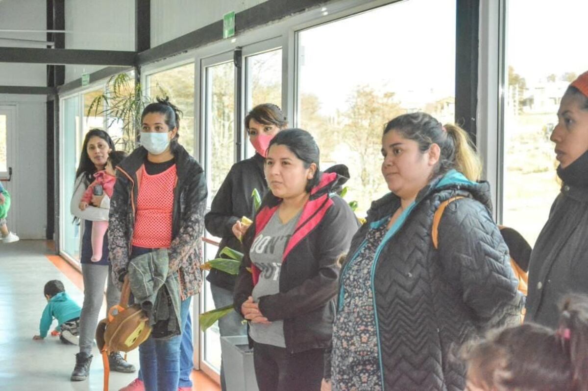 El Municipio se reunió con familias de niños que concurrirán al Centro de Primera Infancia