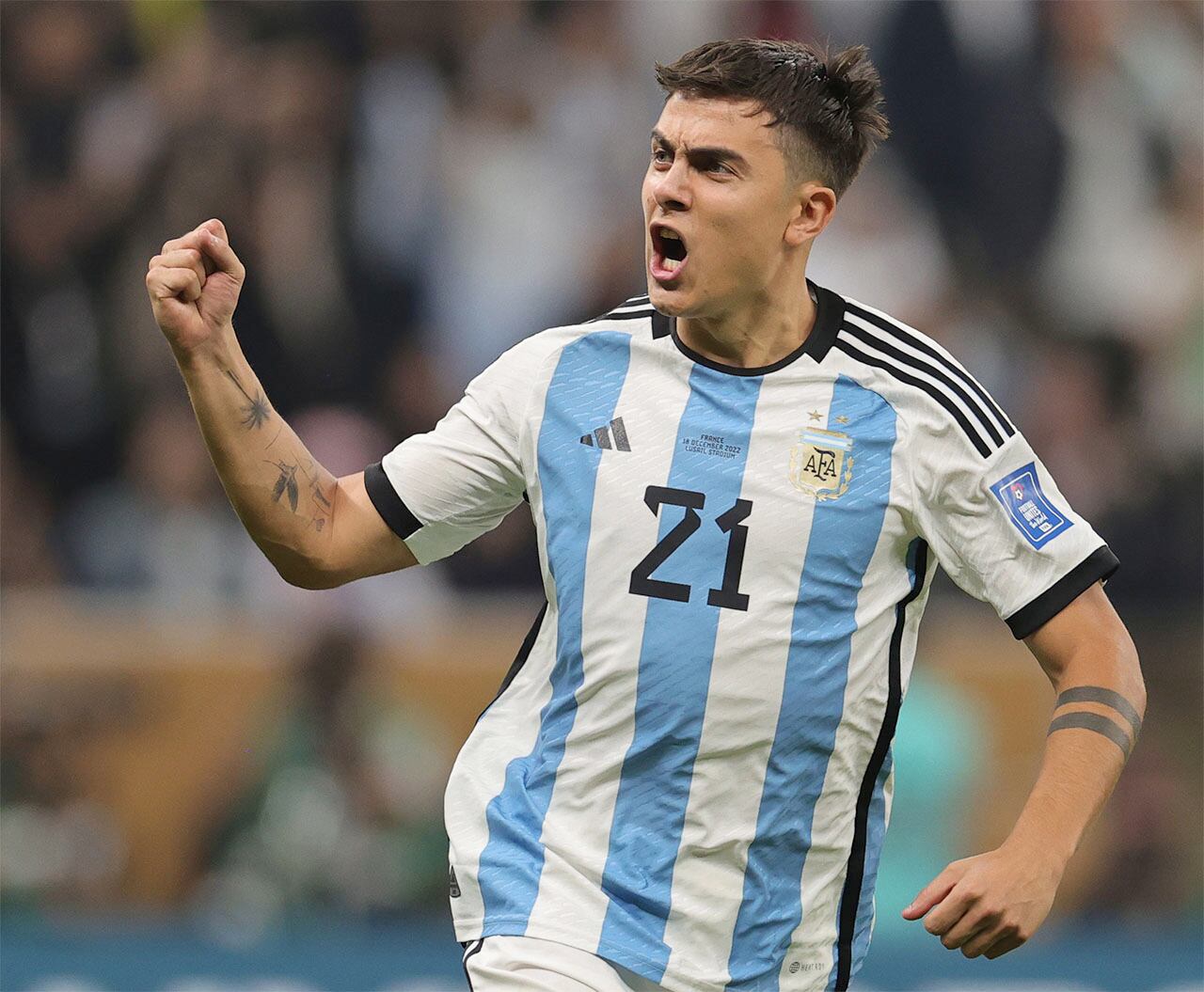 Lusail (Qatar), 18/12/2022.- Paulo Dybala of Argentina celebrates scoring during the penalty shoot-out of the FIFA World Cup 2022 Final between Argentina and France at Lusail stadium, Lusail, Qatar, 18 December 2022. (Mundial de Fútbol, Francia, Estados Unidos, Catar) EFE/EPA/Friedemann Vogel
