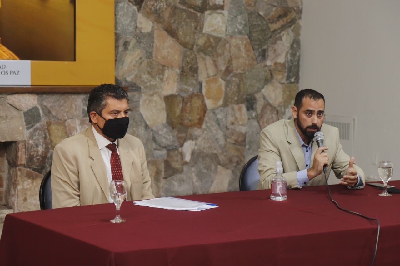 Darío Zeino y Darío Pérez en conferencia de prensa.