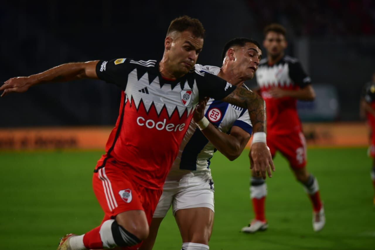 Talleres vs River en el Mario Alberto Kempes. (Nicolás Bravo / La Voz)