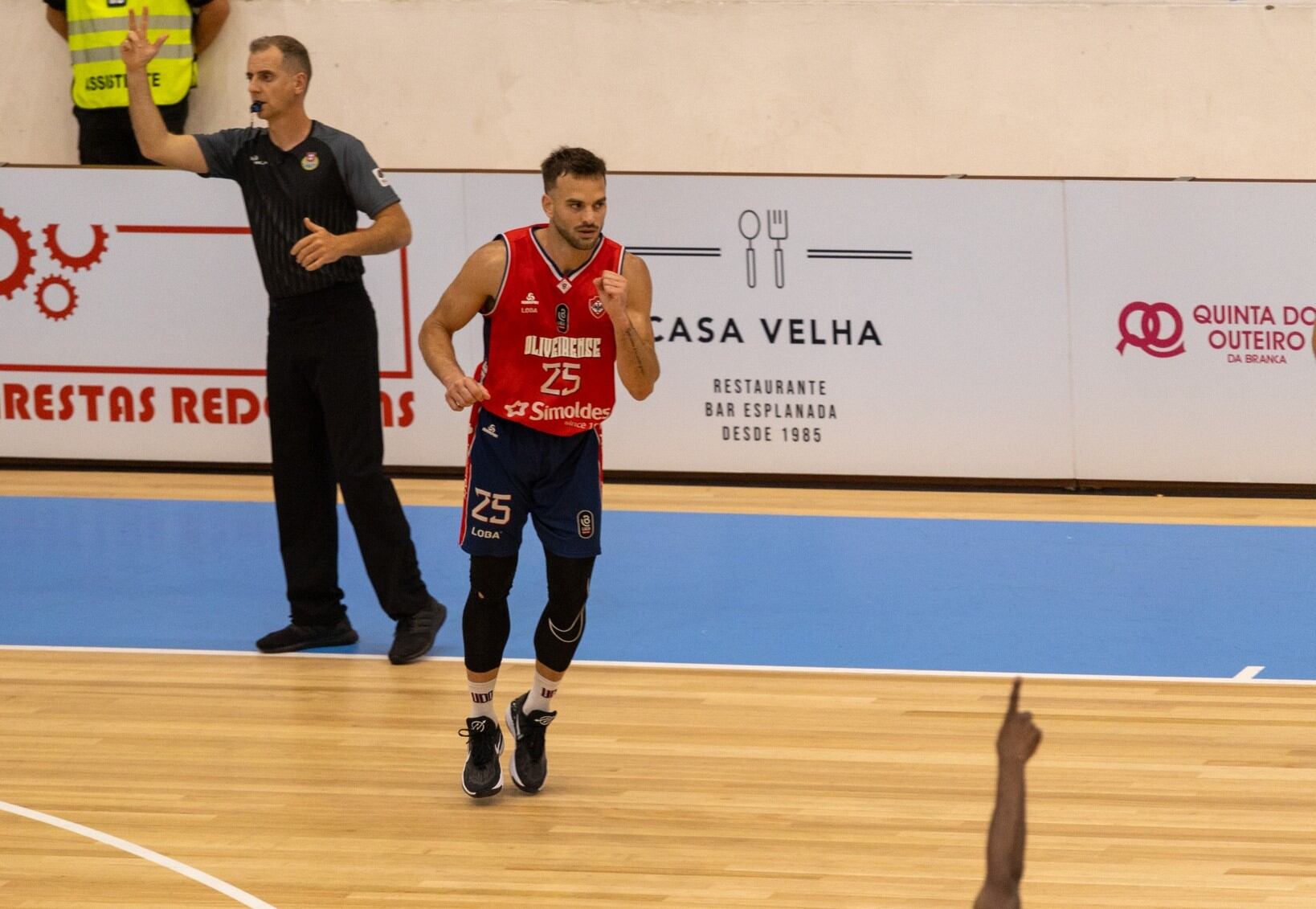 Pablo Bertone Oliveirense Portugal