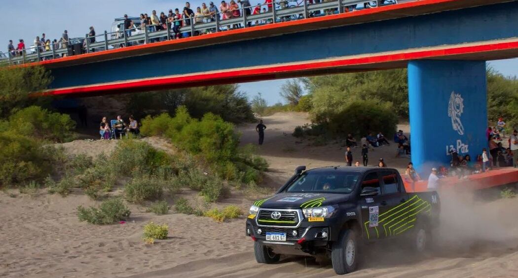 Rally Cross Country, la camionetas estuvieron imparables.