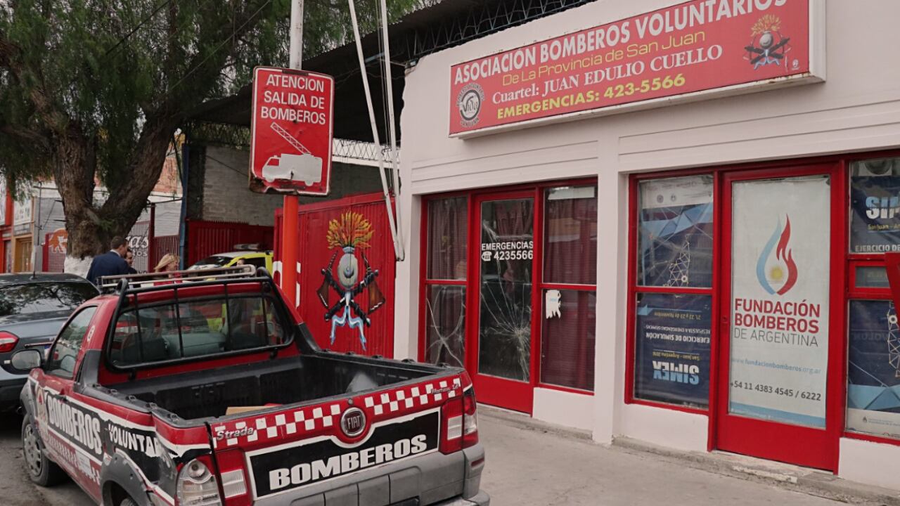 Bomberos voluntarios de Chimbas salvaron la vida de un bebé