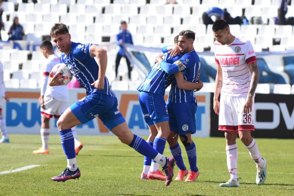 Martín Ojeda marcó el segundo tanto de Godoy Cruz ante Lanús / Mariana Villa.