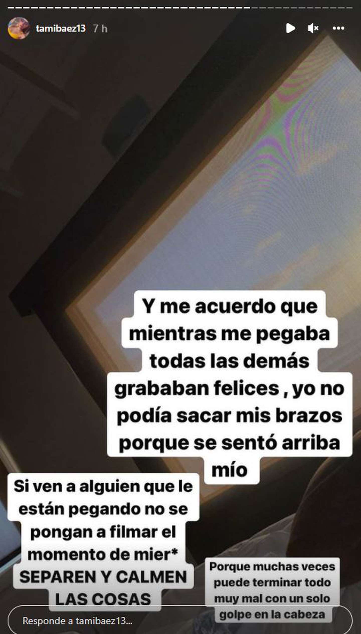 "Yo no podía sacar mis brazos porque se sentó arriba mío”, detalló la novia de L-Gante.