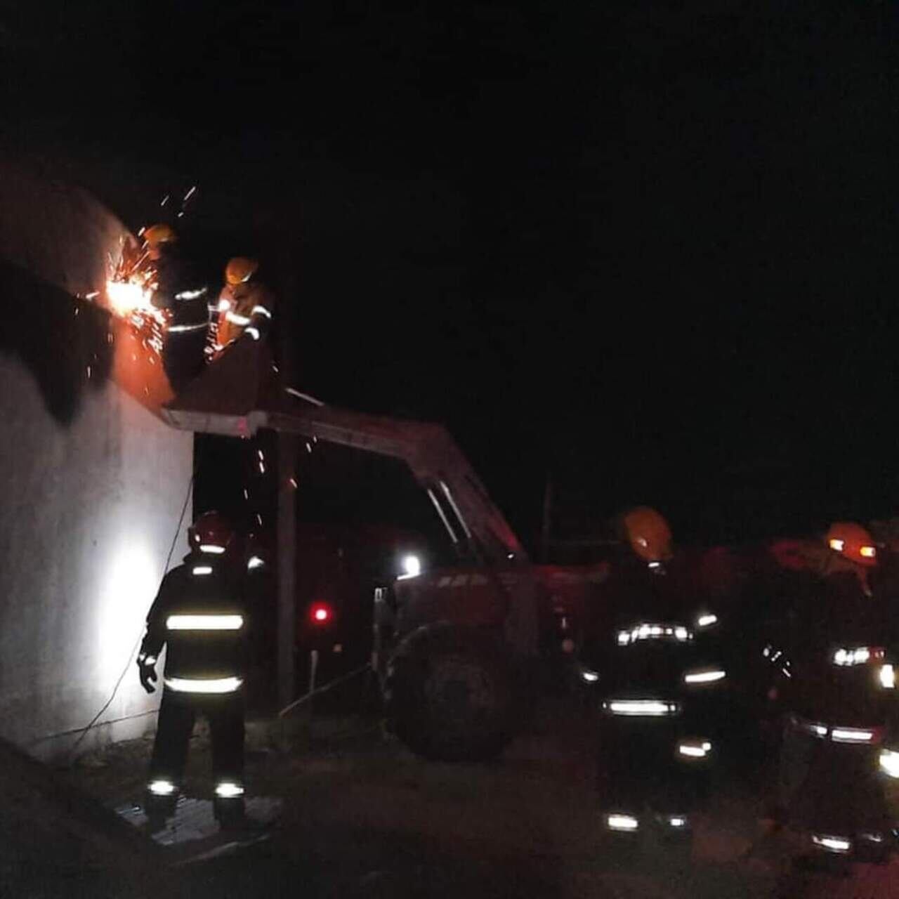 Bomberos voluntarios de Balnearia, Marull y La para