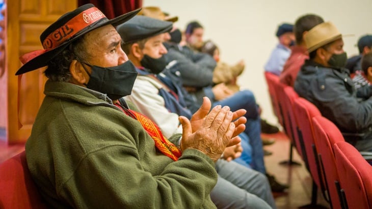 Jornada de capacitación y entrega de insumos a productores en Aristóbulo del Valle.