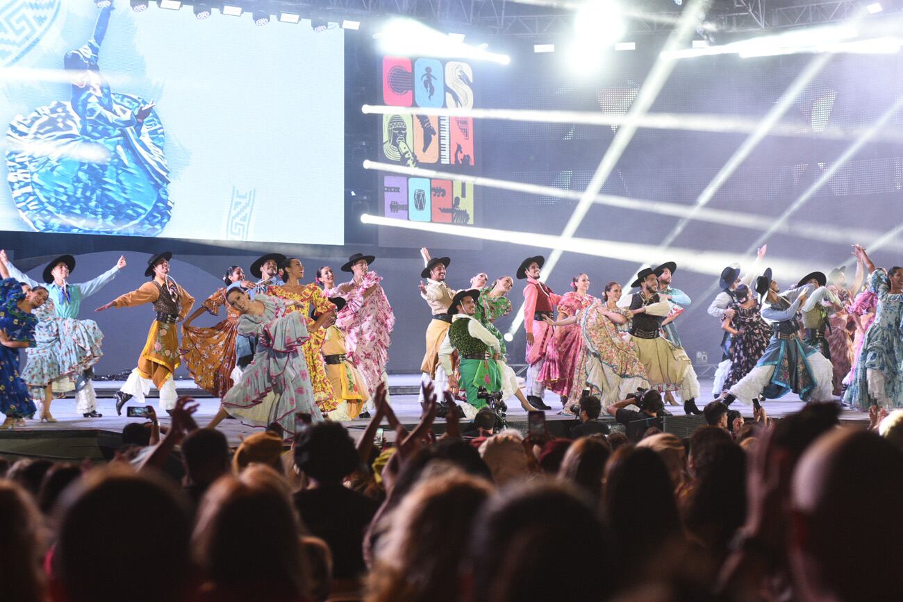 Apertura del Festival Nacional de Folklore Cosquín 2024. Plaza Próspero Molina. ( La Voz)