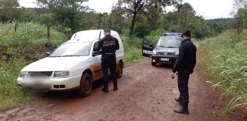 Recuperaron un automóvil robado horas antes en Eldorado.