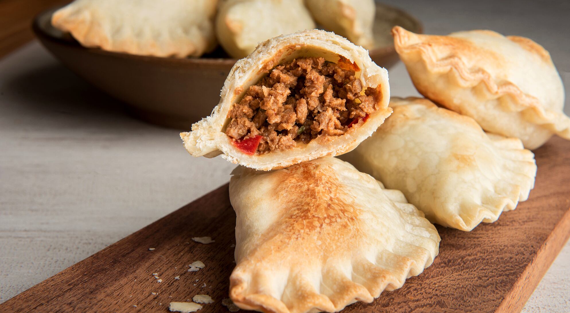 Las empanadas cordobesas llevan carne molida, en vez de cortada a cuchillo.