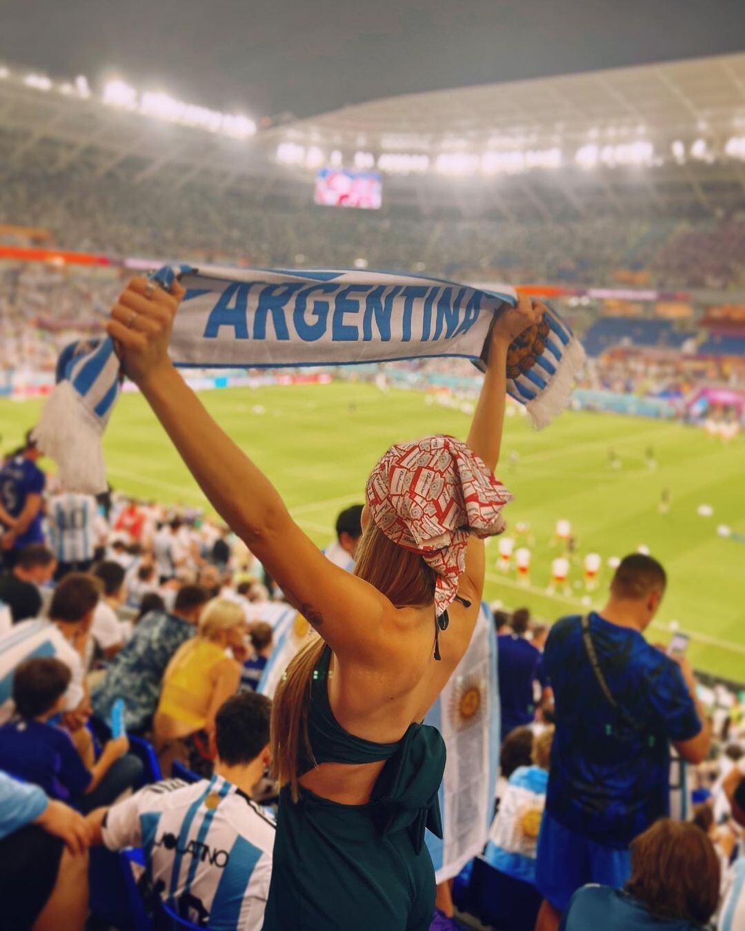 More Beltrán causó furor con su look desde la cancha alentando a la Argentina.