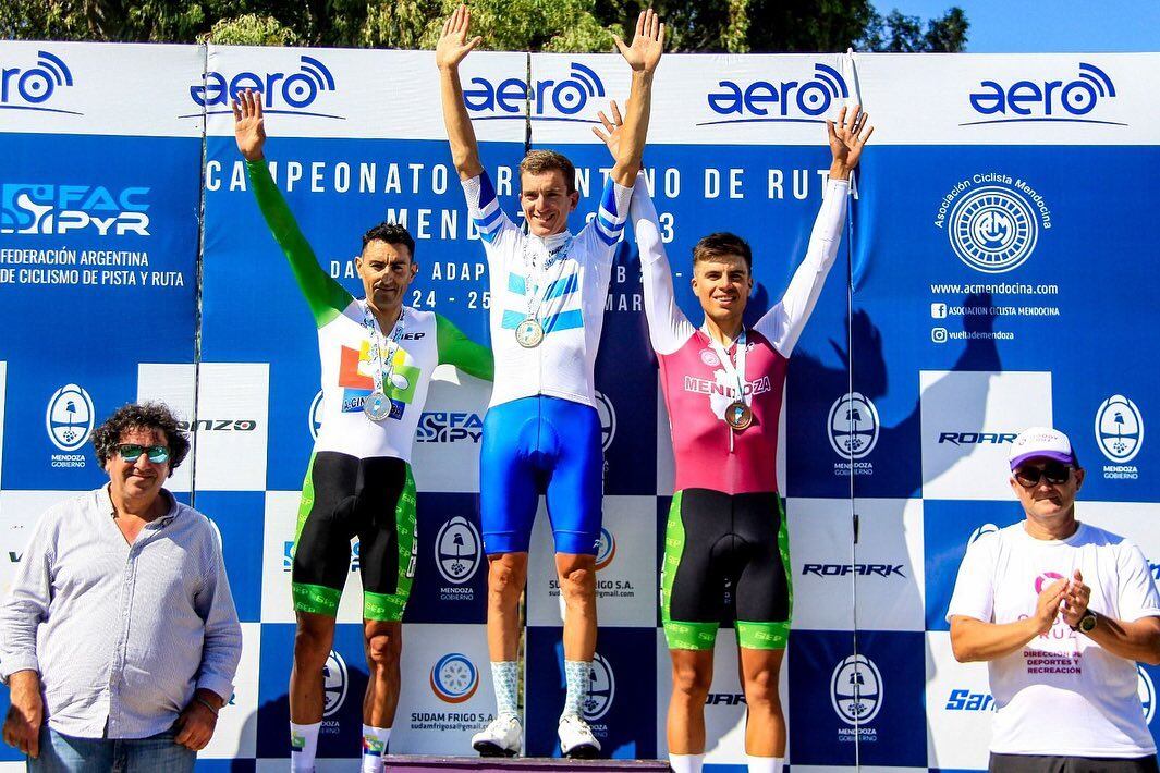 El platense Sergio Fredes se coronó campeón, el nacido en Bolivar Juan Pablo Dotti se quedó con la plata y el sanjuanino Leonardo Cobarrubia, quien corre para la Asociación Mendocina, fue tercero. El mendocino Alejandro Durán quedó cuarto.